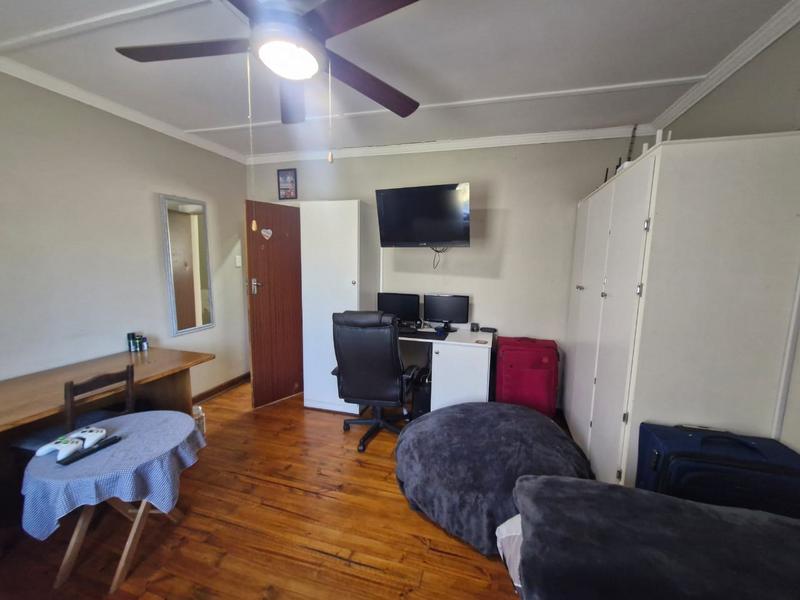 4 Bedroom Property for Sale in Bergsig Eastern Cape